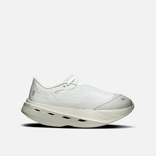 WMNS PAF X ON CLOUDBOOM VOLT "WHITE / GALE