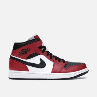 AIR JORDAN 1 MID "CHICAGO BLACK TOE"
