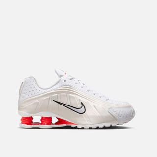WMNS SHOX R4 - WHITE / PHANTOM / PICANTE RED