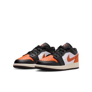 AIR JORDAN 1 LOW (GS) - BLACK / STARFISH / WHITE