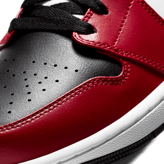 AIR JORDAN 1 MID "CHICAGO BLACK TOE"