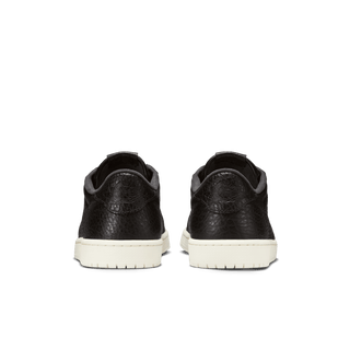 AIR JORDAN 1 RETRO LOW "NO SWOOSH" - BLACK
