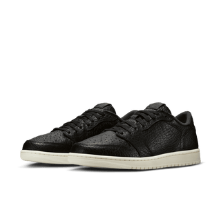 AIR JORDAN 1 RETRO LOW "NO SWOOSH" - BLACK