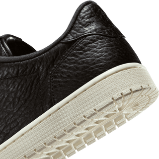 AIR JORDAN 1 RETRO LOW "NO SWOOSH" - BLACK