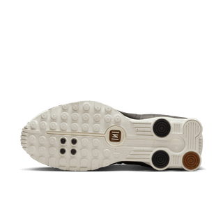 WMNS SHOX R4 - SAIL / BLACK / FAUNA BROWN