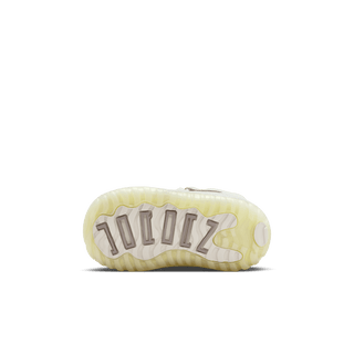 JORDAN 11 RETRO "PEARL" (TD)