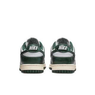 WMNS DUNK LOW "VINTAGE GREEN"