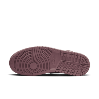 AIR JORDAN 1 RETRO HIGH OG "MAUVE"
