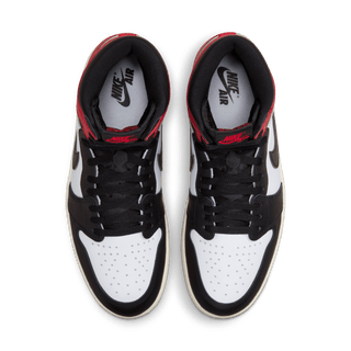AIR JORDAN 1 RETRO HIGH OG "BLACK TOE"