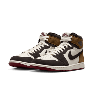 AIR JORDAN 1 RETRO HIGH OG "LOVE LETTER"