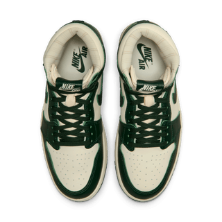 WMNS AIR JORDAN 1 RETRO HIGH OG "PRO GREEN"