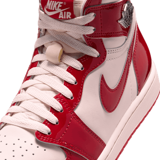 WMNS AIR JORDAN 1 RETRO HIGH OG "NAILS & GRAILS"