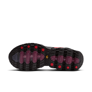 AIR MAX DN8 "BRED"