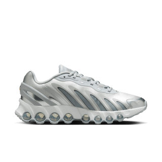 WMNS AIR MAX DN8 - WOLF GREY / METALLIC SILVER