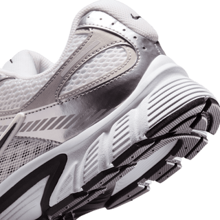 V5 RNR - WHITE / BLACK / VAST GREY