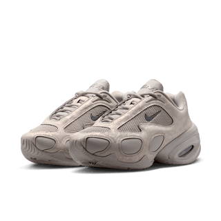WMNS AIR MAX MUSE SE - COLLEGE GREY / METALLIC SILVER