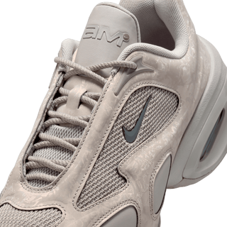 WMNS AIR MAX MUSE SE - COLLEGE GREY / METALLIC SILVER
