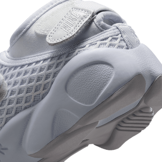 WMNS AIR RIFT "PURE PLATINUM"