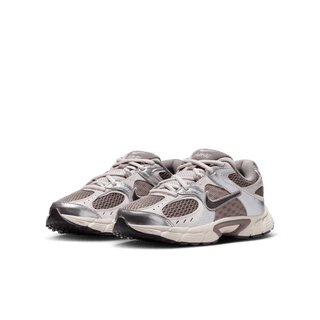 V5 RNR (GS) - CAVE STONE / BLACK / COLLEGE GREY
