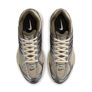 AIR PEGASUS 2K5 - LIGHT KHAKI / METALLIC SILVER