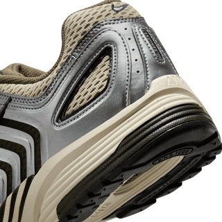 AIR PEGASUS 2K5 - LIGHT KHAKI / METALLIC SILVER
