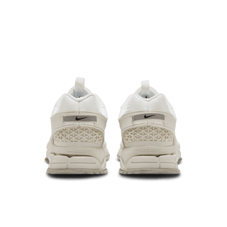 ZOOM VOMERO ROAM - SUMMIT WHITE / LIGHT BONE