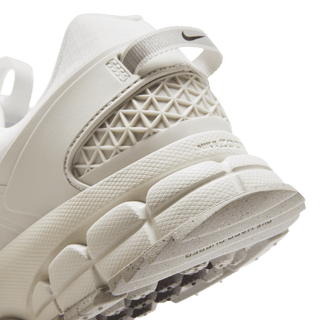 ZOOM VOMERO ROAM - SUMMIT WHITE / LIGHT BONE