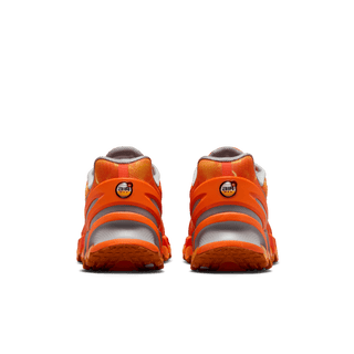 PALACE X NIKE AIR MAX DN8 SP "SAFETY ORANGE"