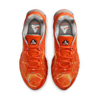PALACE X NIKE AIR MAX DN8 SP "SAFETY ORANGE"