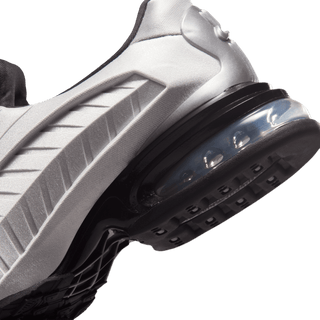 WMNS AIR MAX DOLCE "METALLIC SILVER"