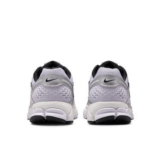 WMNS ZOOM VOMERO 5 - BARELY GRAPE / METALLIC SILVER