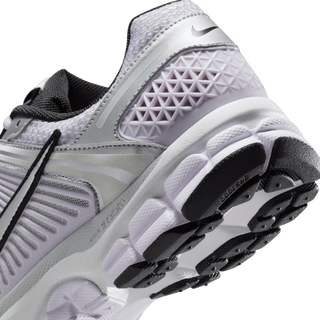 WMNS ZOOM VOMERO 5 - BARELY GRAPE / METALLIC SILVER