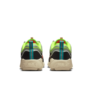 AIR ZOOM SPIRIDON "BARELY VOLT / HOT PUNCH"