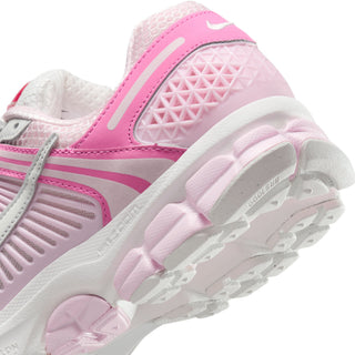 WMNS ZOOM VOMERO 5 - HYPER PINK / SUMMIT WHITE