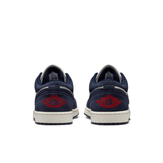AIR JORDAN 1 LOW SE - OBSIDIAN / UNIVERSITY GOLD