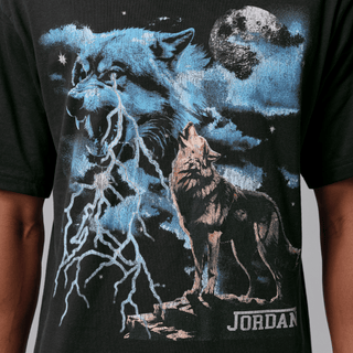 JORDAN WOLF GRAPHIC TEE - OFF NOIR