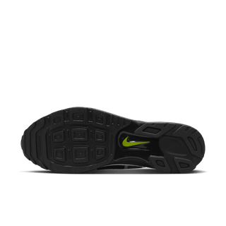 ZOOM STREAK 3 - BLACK / VOLT / SUMMIT WHITE