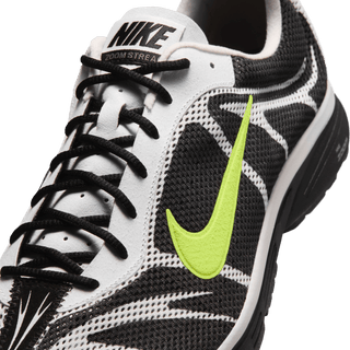 ZOOM STREAK 3 - BLACK / VOLT / SUMMIT WHITE