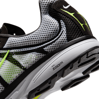 ZOOM STREAK 3 - WHITE / BLACK / VOLT