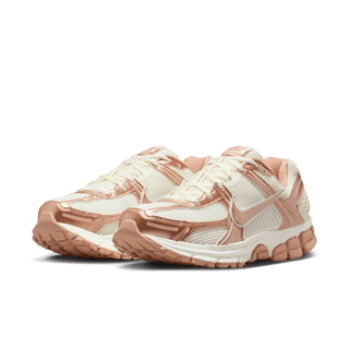 WMNS ZOOM VOMERO 5 "ROSE GOLD"