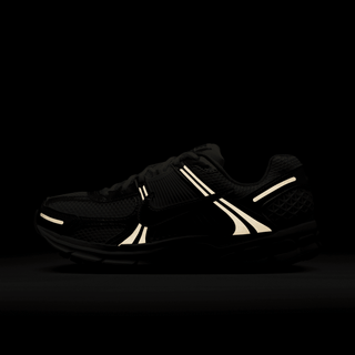 WMNS ZOOM VOMERO 5 "ROSE GOLD"