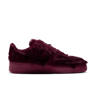 AIR FORCE 1 QS "PONY HAIR TEAM RED"