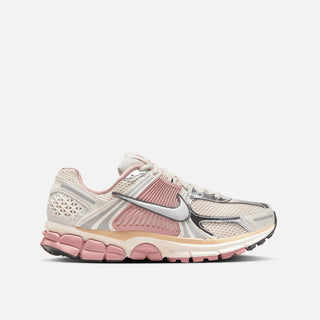 WMNS ZOOM VOMERO 5 - SAIL / PARTICLE PINK