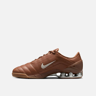 WMNS TOTAL 90 SHOX MAGIA QS - PECAN / METALLIC SILVER