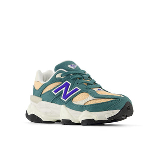 9060 (PS) - NEW SPRUCE / PEACH BLOSSOM
