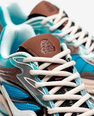 FOOT PATROL X SAUCONY PROGRID OMNI 9 - BLUE / BROWN
