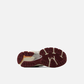 1906R (PS) - SILVER METALLIC / MONARCH BURGUNDY