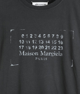 STAMP LOGO TEE - BLACK