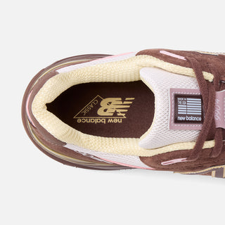 990V4 MADE IN USA "PUMPERNICKEL"