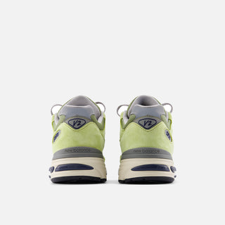 991V2 MADE IN UK "GREEN BANANA"